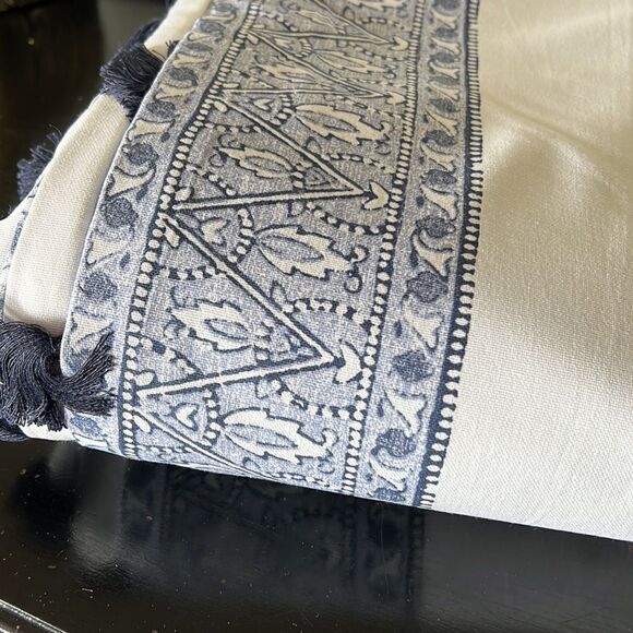 Pottery Barn Teen Anjolie Tassel Blackout Drape - Picture 7 of 8